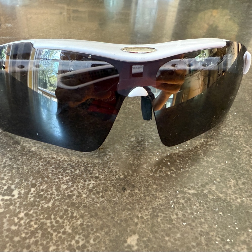 RockBros Polarized Cycling Sunglasses with 5 interchangeable lenses